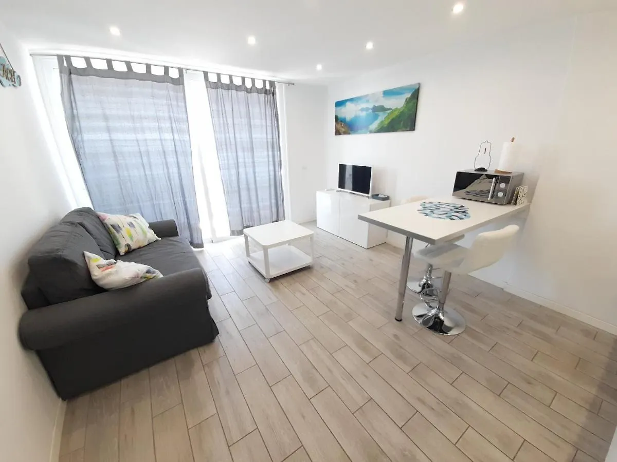 Playa Honda Luxury Apartment Arona